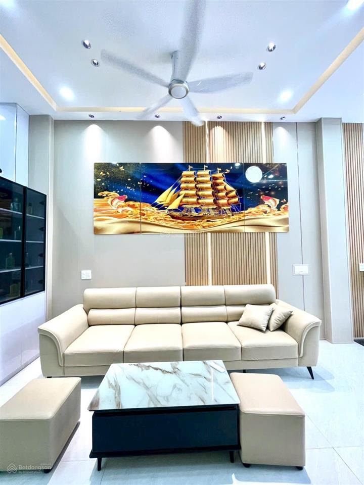 Nhà mới xây kdc icon central. ngay chợ thông dụng và vincom dĩ an. dt743. còn bớt