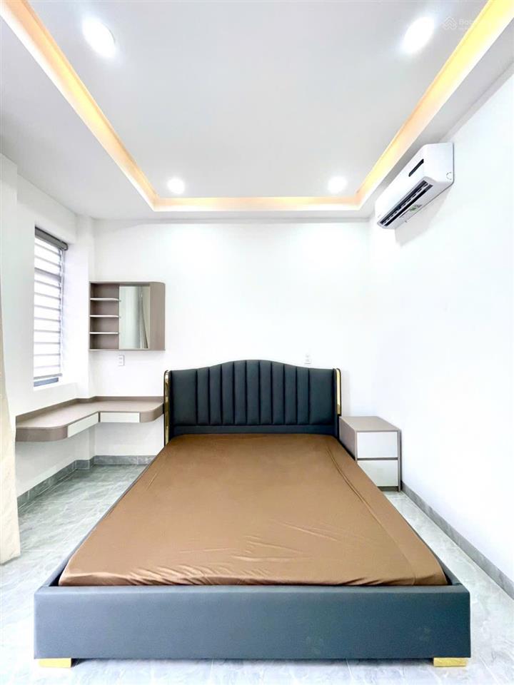 Nhà mới xây kdc icon central. ngay chợ thông dụng và vincom dĩ an. dt743. còn bớt