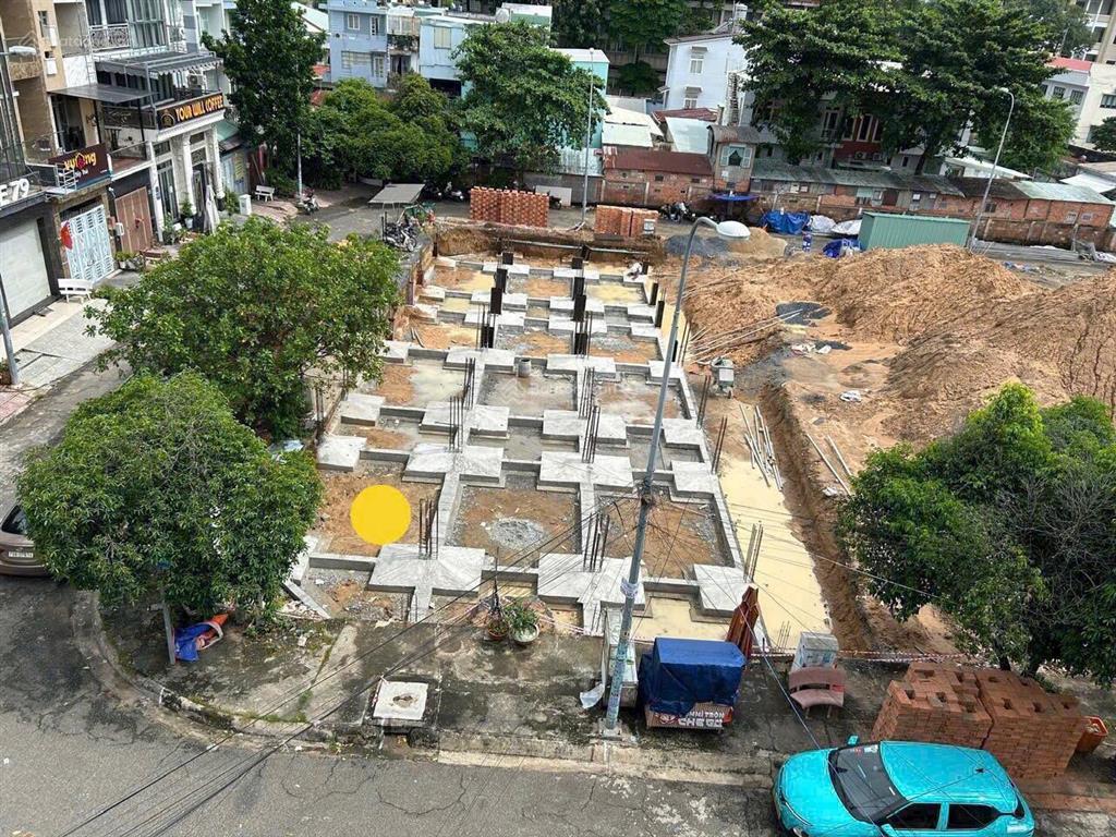 Bán nền đất góc 2mt đường 447b 1/ lê văn việt tăng nhơn phú a q9 cũ