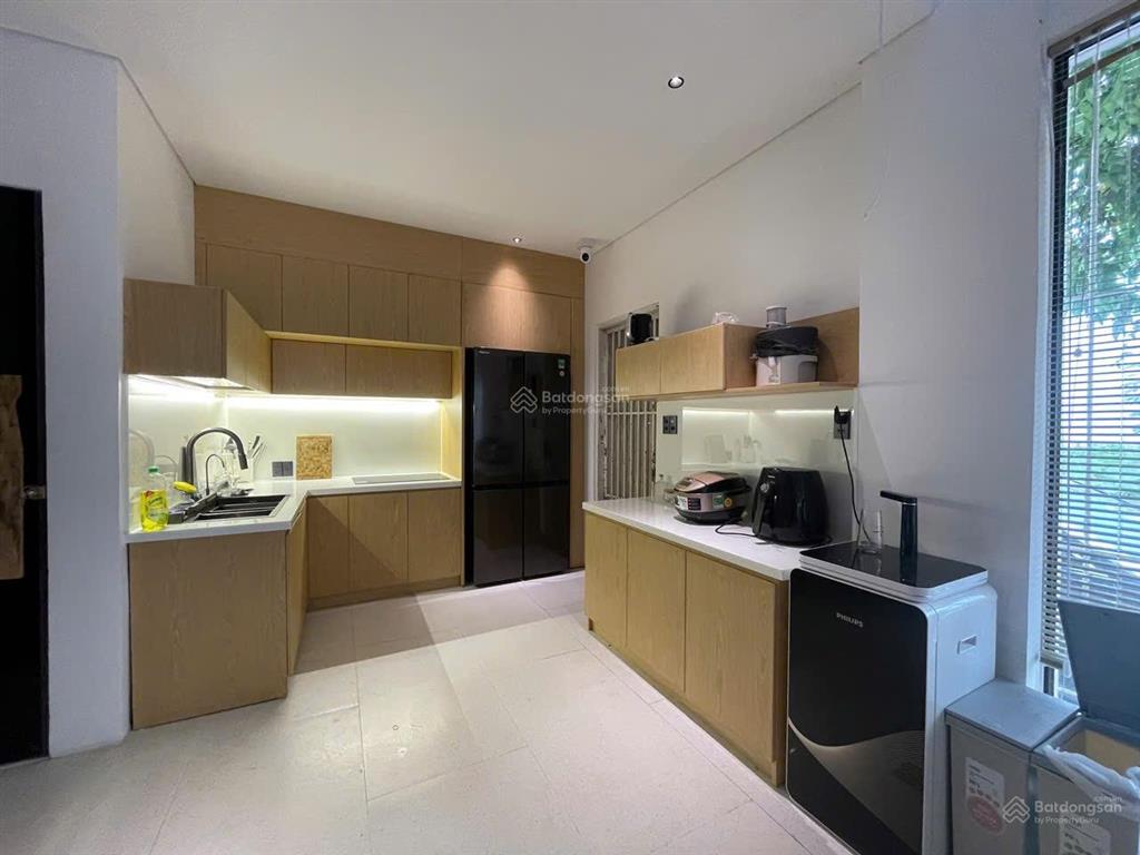 Bán căn góc 1tr 3l hxh nguyễn duy trinh phú hữu q9