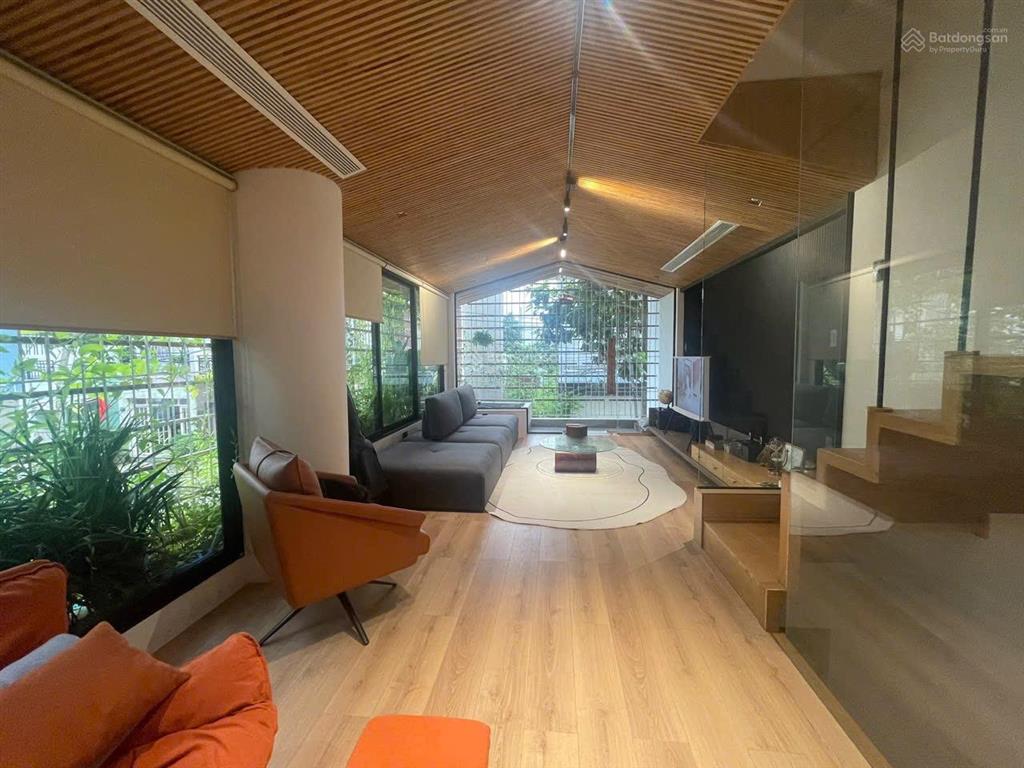 Bán căn góc 1tr 3l hxh nguyễn duy trinh phú hữu q9