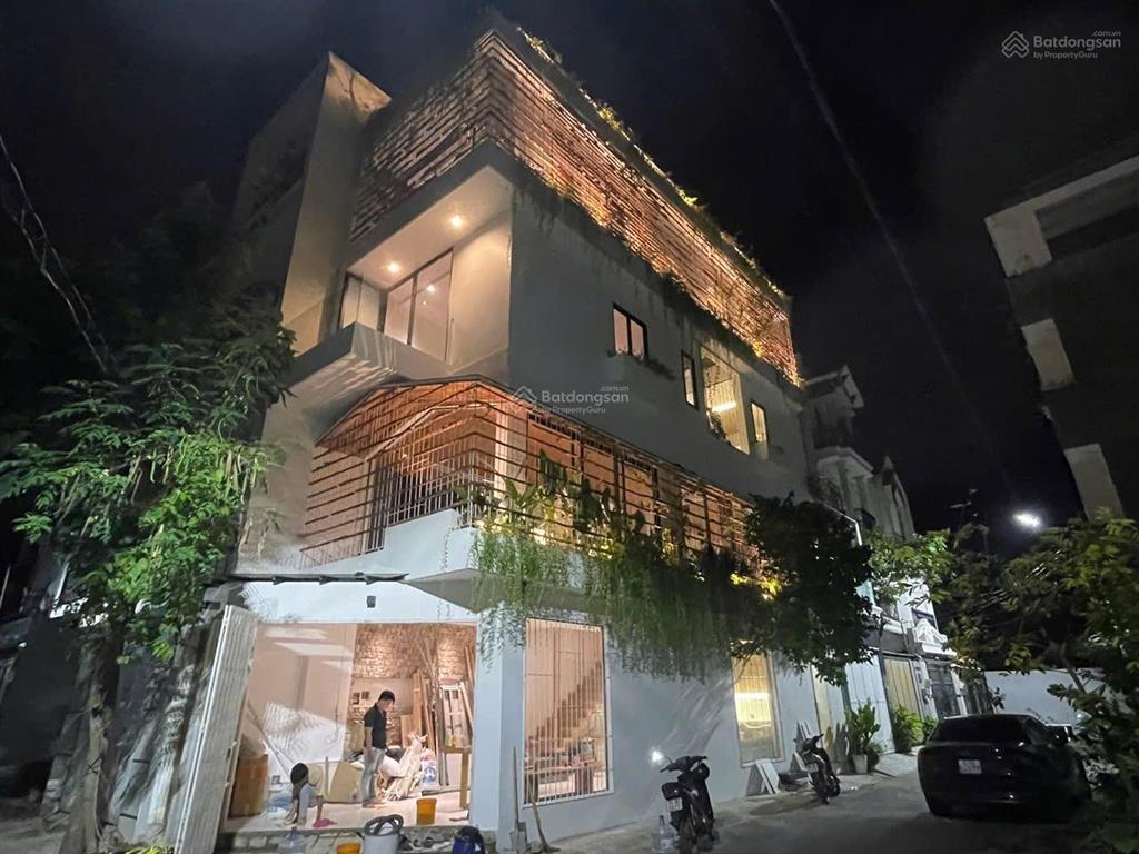 Bán căn góc 1tr 3l hxh nguyễn duy trinh phú hữu q9