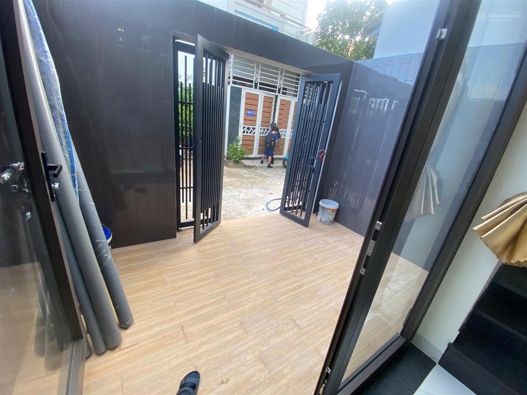 Bán nhà mới 3l hxh cách mt hoàng hữu nam chỉ 50m long thạnh mỹ q9