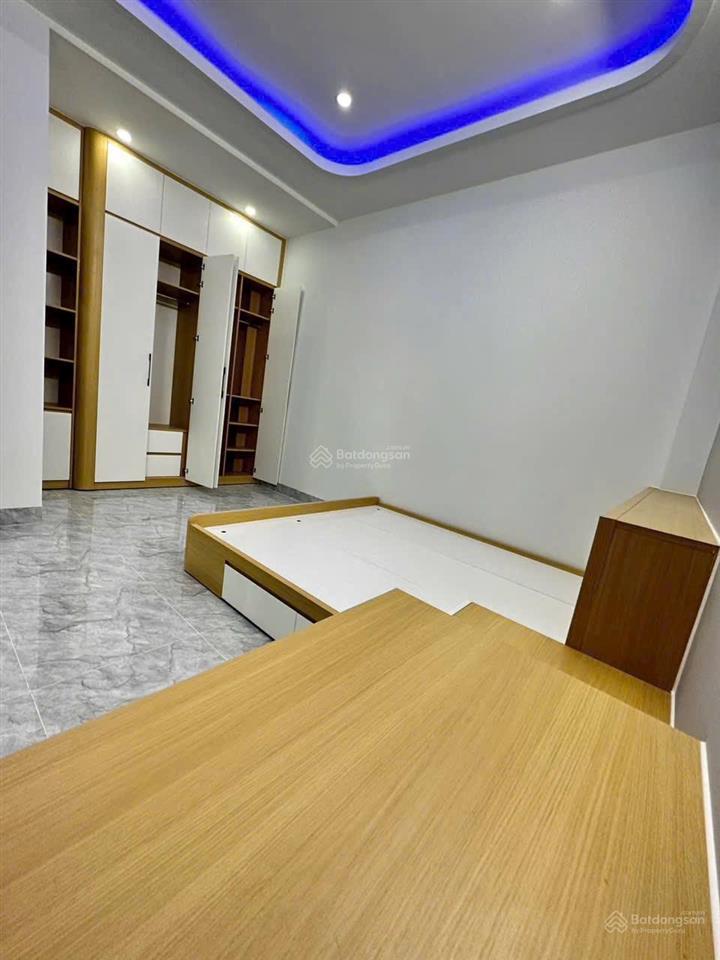 Bán căn nhà 1tr3l mt đường 671 lê văn việt tăng nhơn phú quận 9