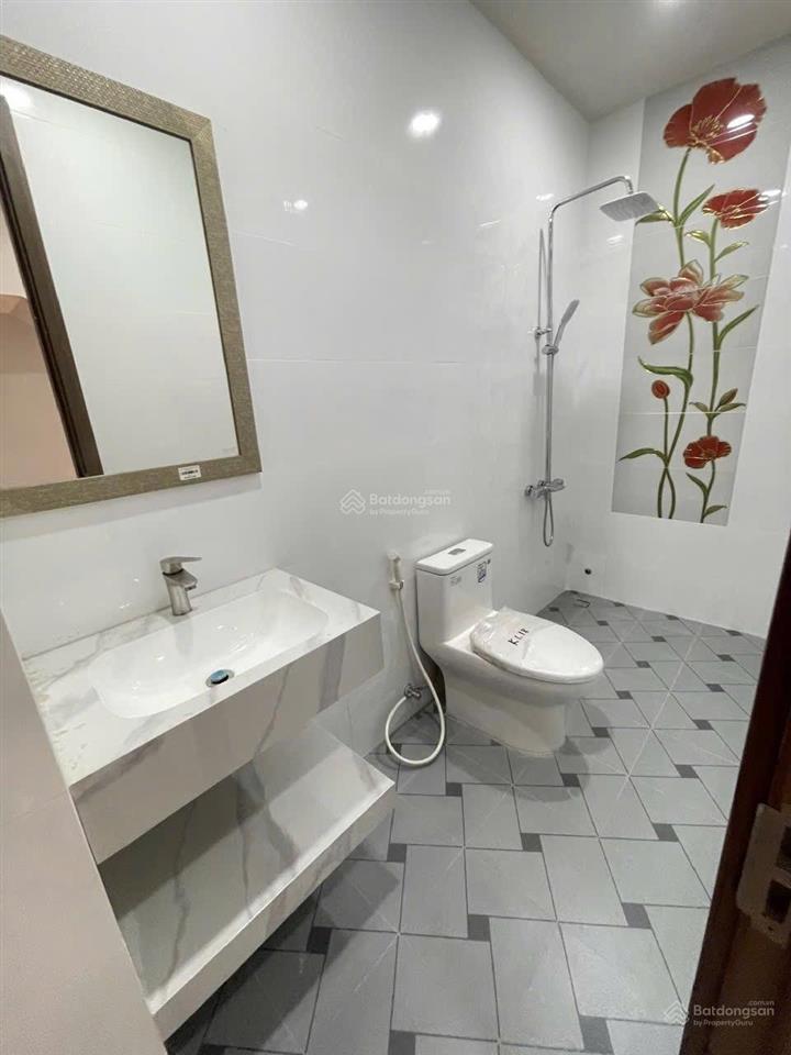 Bán nhà hẻm xe hơi 3 tầng thông lê văn việt 500m phường tân phú quận 9
