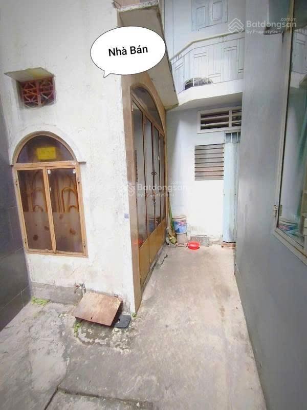 Bán căn nhà nhỏ chưa qua đầu tư 1/ đường cô giang p. cầu ông lãnh, quận 1
