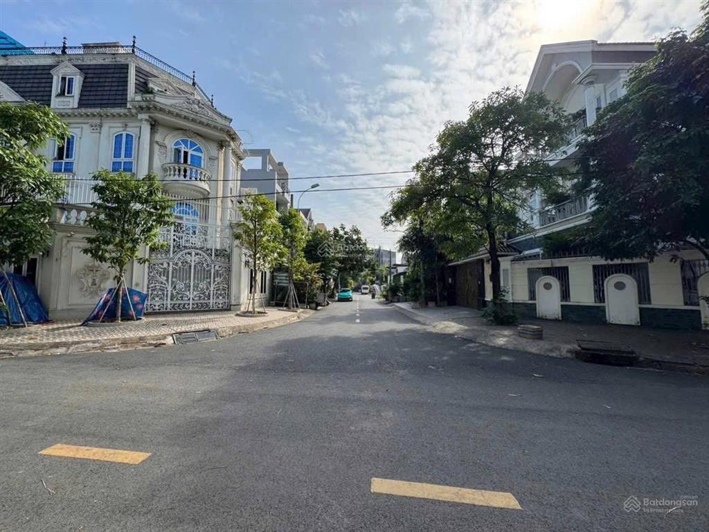 Bán nền đất hxh kdc 10 mẫu p. bình trưng đông q2 giá tốt chủ cần bán gấp