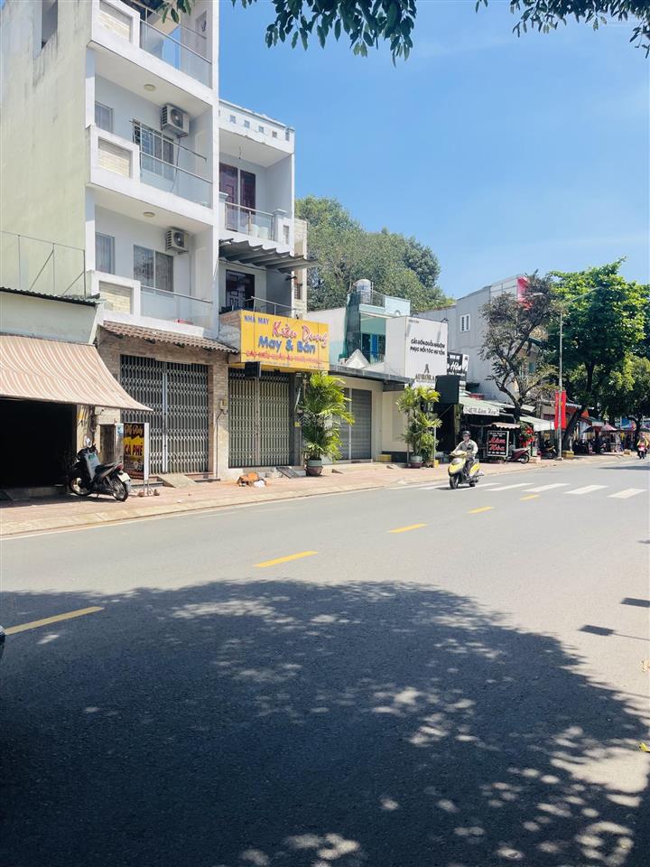 Bán nhà 314a gò dầu. dt 4.3 x 17m nh 4.8m. nhà đúc 1 trệt 3 lầu st 6pn. hhgt 1%