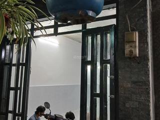 Nhà 1/ tân kỳ tân quý cách mt 20m, kế bên ngã tư tân quý. dt 4 x 12m. đúc lửng