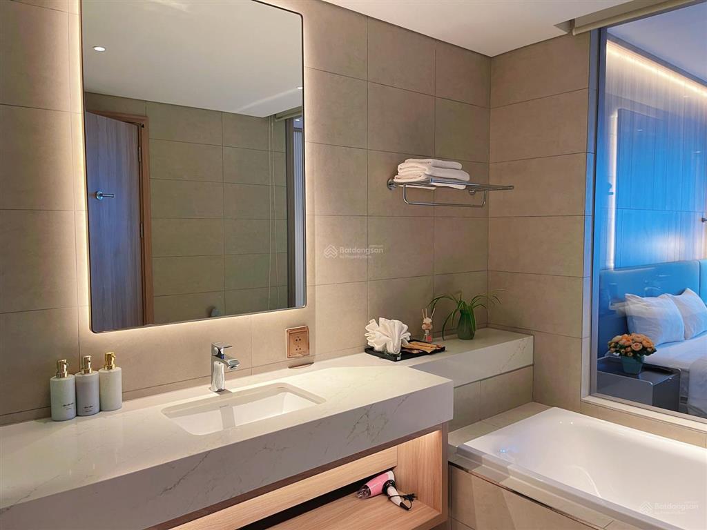 Cho thuê dài hạn căn hộ a la carte hạ long 1pn, full nội thất, view biển/view phố