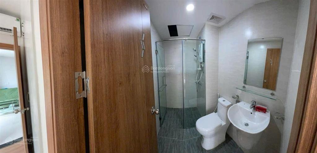 Cần tiền bán gấp căn 2pn 2wc bcons miền đông