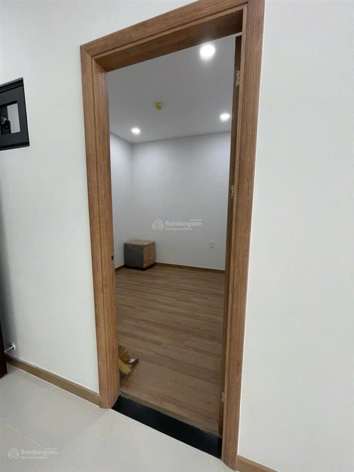 Cần tiền bán gấp căn 2pn 2wc bcons miền đông