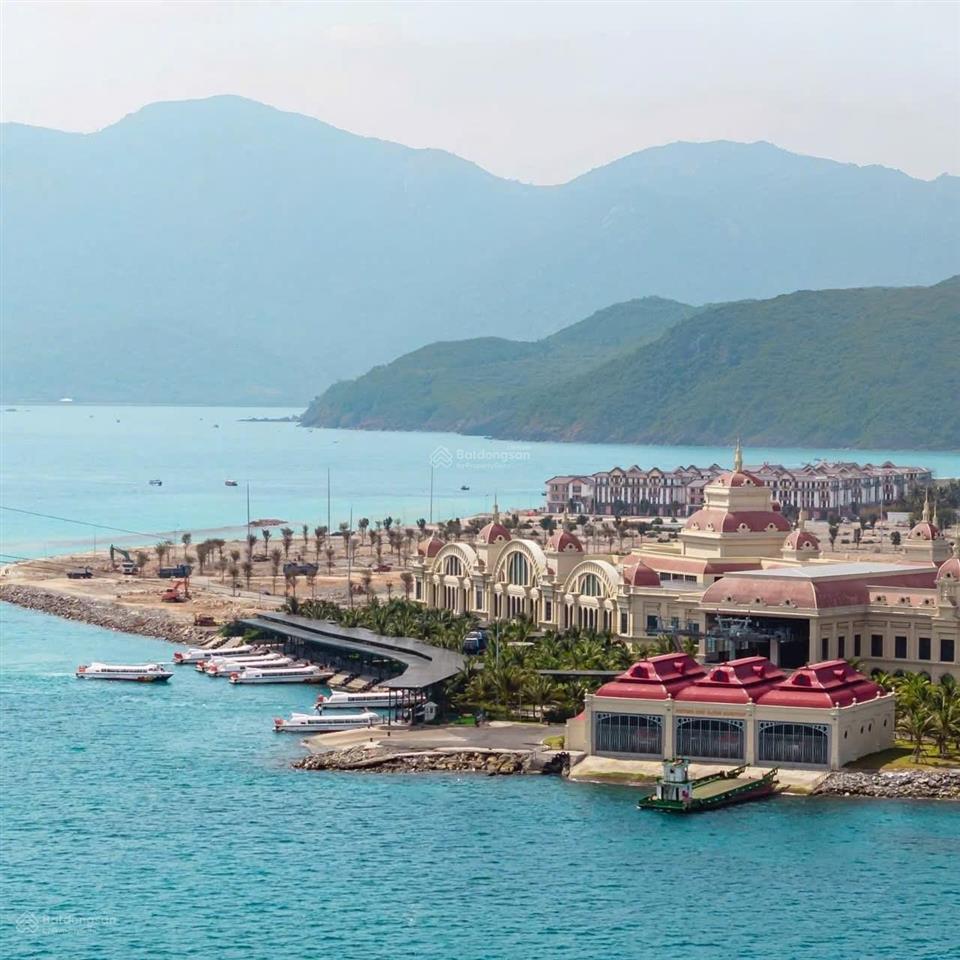 Chỉ 42,276 tỷ sở hữu 240m2 biệt thự đơn lấp dự án vinhomes bearl bay nha trang ( vin ph7s quý )