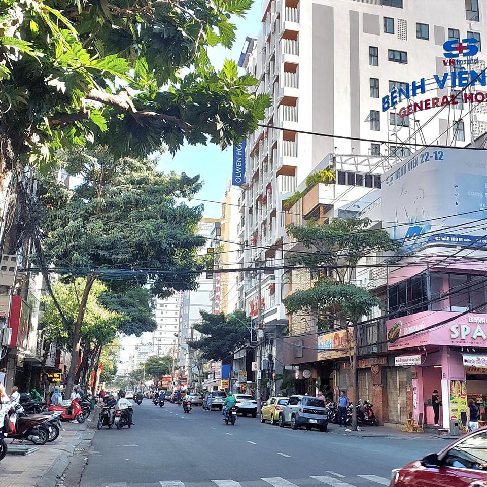 Bán nhà 4 tầng 141m2 ngang 8,3m chỉ 56 tỷ. đang cho thuê hơn 100tr/th. phố tây nguyễn thiện thuật