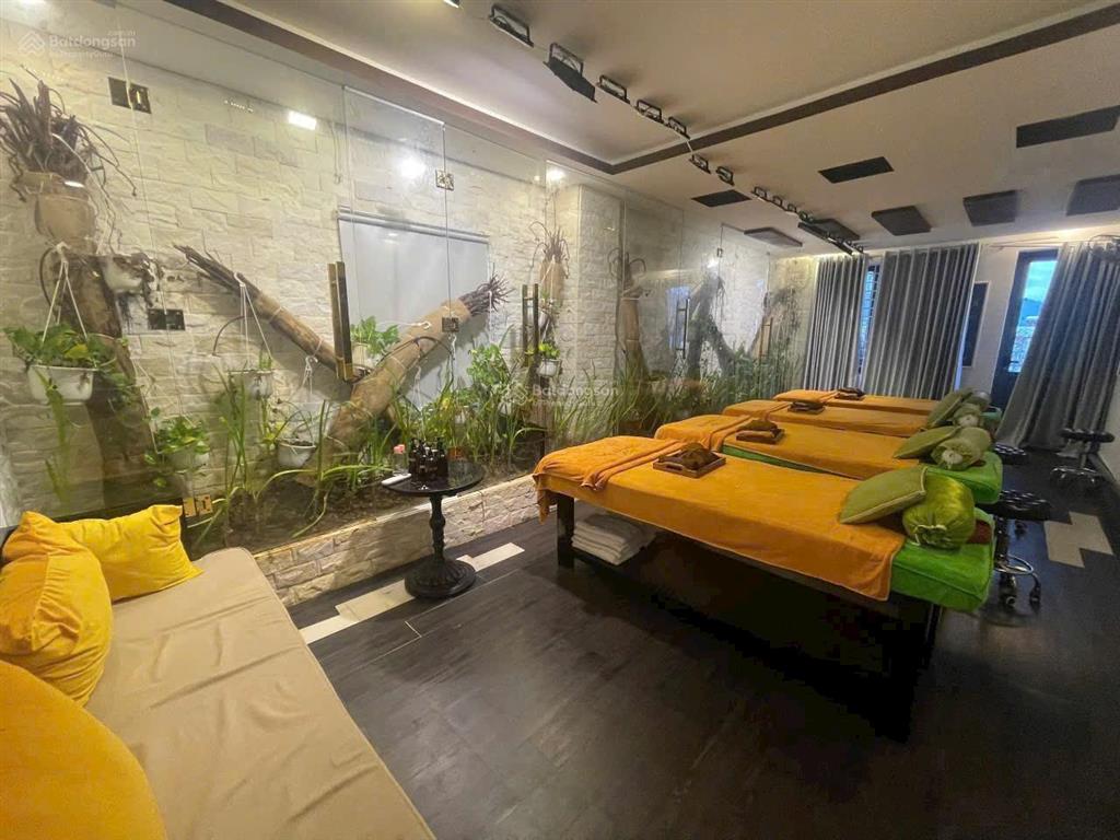 Bán nhà 6 tầng 102m2 chỉ 26 tỷ. đang có dòng tiền 50tr/th. đường hồng bàng. trung tâm nha trang
