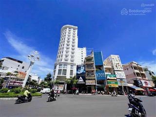Bán tòa nhà 7 tầng chỉ 30,9 tỷ. mặt đường quang trung ngay vòng xoay giao yersin. vị trí đắc địa