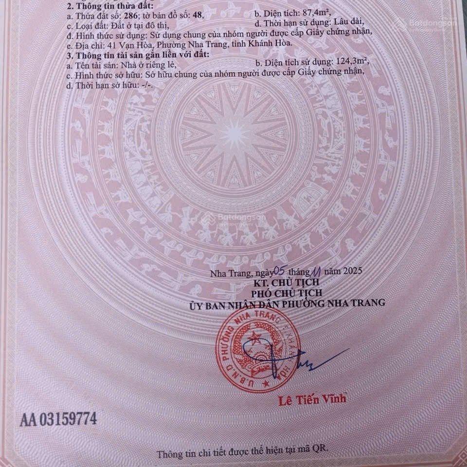 Bán nhà 2 tầng gần biển 87,4m2 ngang 5,15m chỉ 8,8 tỷ. đường vạn hòa. trung tâm tp nha trang