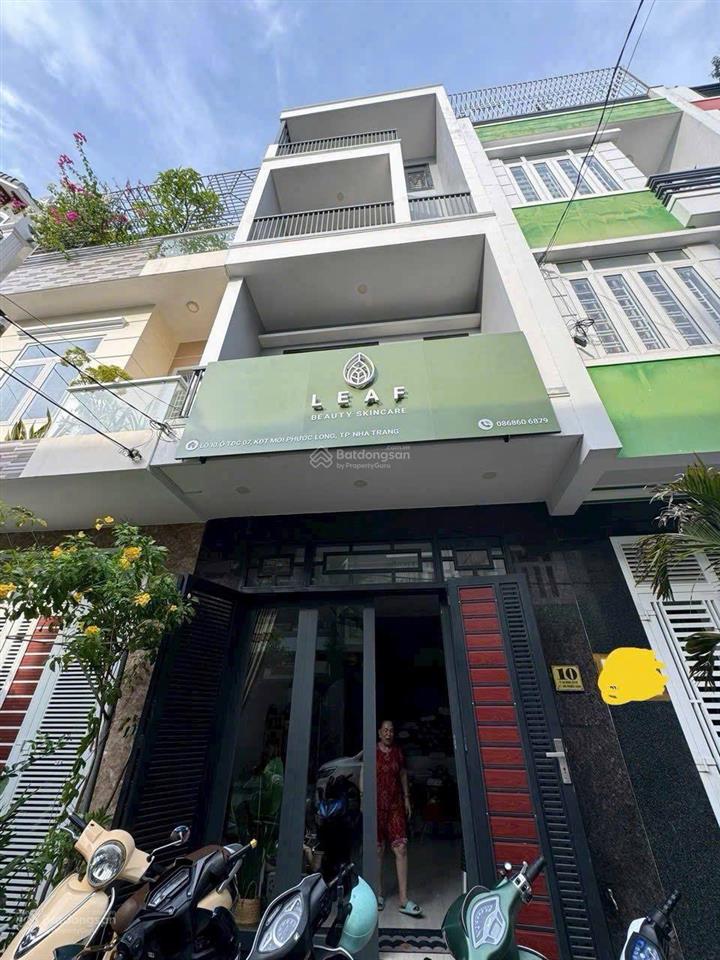 Chỉ 7,2 tỷ sở hữu nhà 4 tầng 60,6m2 tđc phướng long. gần đường số 28 nha trang. đang cho thuê 8,5tr