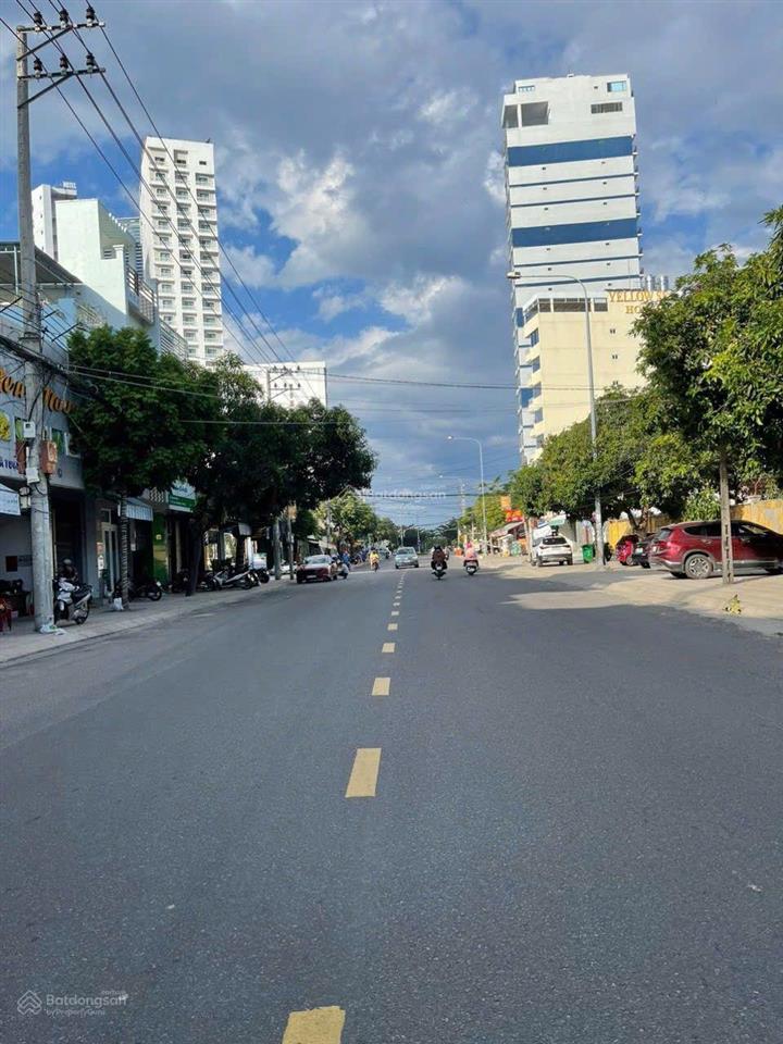 Chỉ 35 tỷ sở hữu 199,1m² ngang 7m đất 2 mặt tiền đường dã tượng cách trần phú 150m. nha trang