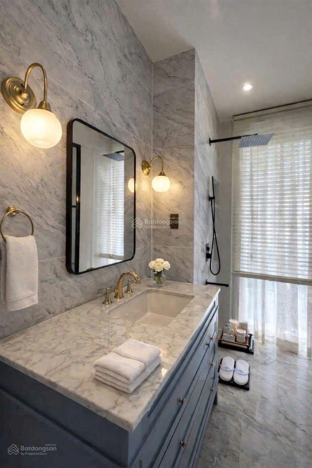 Chỉ 13,95 tỷ sở hữu nhà 3 tầng 100m2 đang có dòng tiền 50tr/tháng. kđt lê hồng phong 2. phước hải