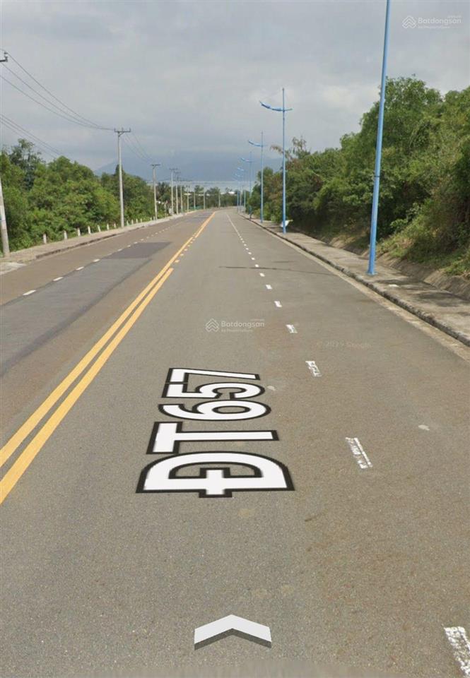 Chỉ 6,5 tỷ sở hữu 803,3m2 ngang 30m. đất mặt đường phạm văn đồng. lương sơn bắc nha trang. đất cln