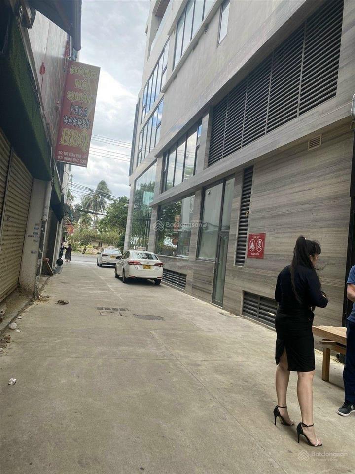 Bán 168m2 ngang 6,8m chỉ 30 tỷ. gần biển hẻm 100c trần phú sau khách sạn queen ann. 50m ra biển
