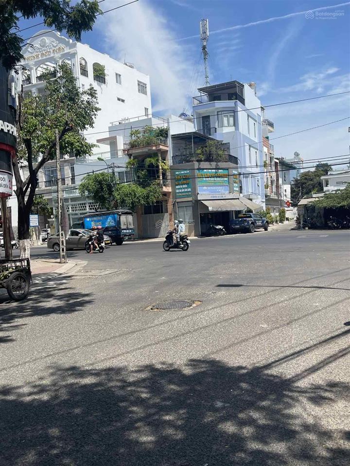 Bán đất có sẵn nhà cấp 4 mặt tiền đường cao thắng. 148,6m² ngang 6,9m chỉ 16,64 tỷ. nha trang
