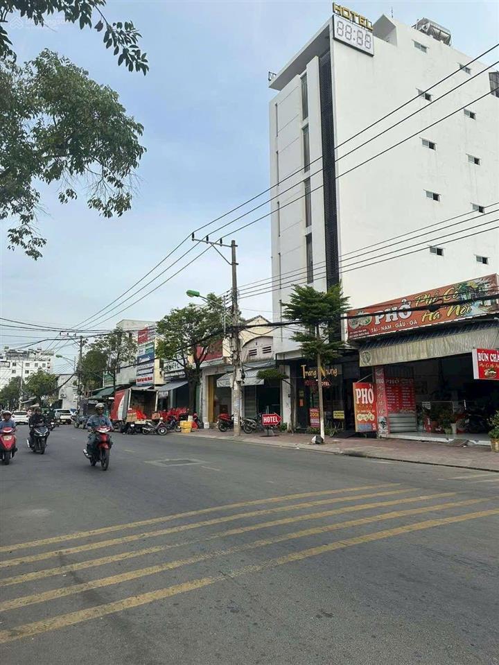 Bán nhà 2 tầng 75m ngang 5m góc 2 mặt đường điện biên phủ chỉ 8,6 tỷ. vĩnh hòa. bắc nha trang