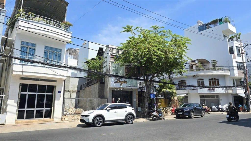 Đất đẹp 72m ngang 4,35m chỉ 12,8 tỷ. mặt đường trần nhật duật. trung tâm thành phố nha trang