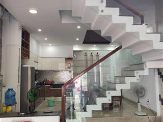 Bán nhà 3 tầng gần biển 75m ngang 5m chỉ 8,5 tỷ. mặt đường quảng đức. vĩnh hòa. bắc nha trang