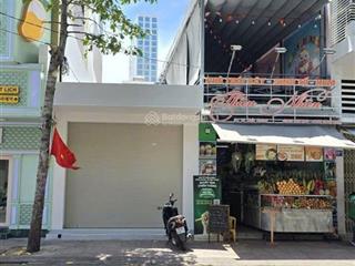 Bán nhà cấp 4 mặt tiền đường tô hiến thành 110m² ngang 4,1m giá 26 tỷ. trung tâm tp nha trang