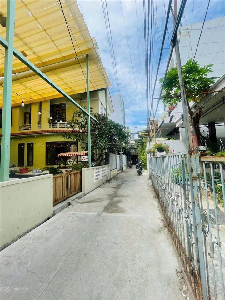Bán đất gần biển 165m2 ngang 12,4m chỉ 14,025 tỷ. tặng nhà cấp 4. hẻm đặng tất. vĩnh hải nha trang
