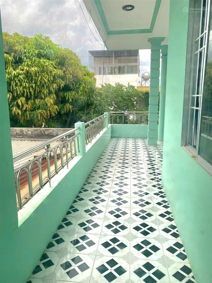 Bán nhà 3 tầng 89m2 ngang 6,05m chỉ 10 tỷ. mặt đường trương hán siêu. phước long nha trang