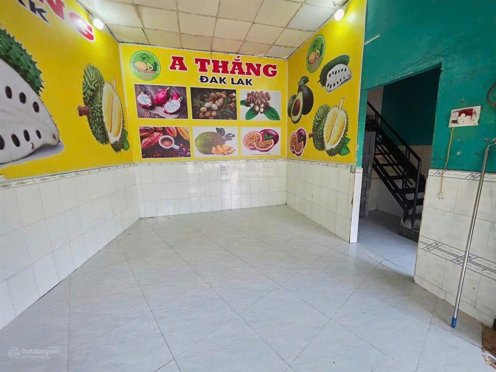 Cho thuê nhà 2 tầng vị trí đắc địa mặt đường phạm văn đồng gần cầu trần phú. 30m2 ngang 7m chỉ 15tr
