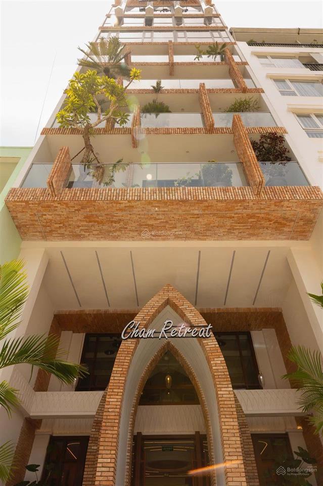 Bán khách sạn 9 tầng 172,7m2 ngang 7,6m. 38 phòng kinh doanh giá 88 tỷ. đường trần quang khải