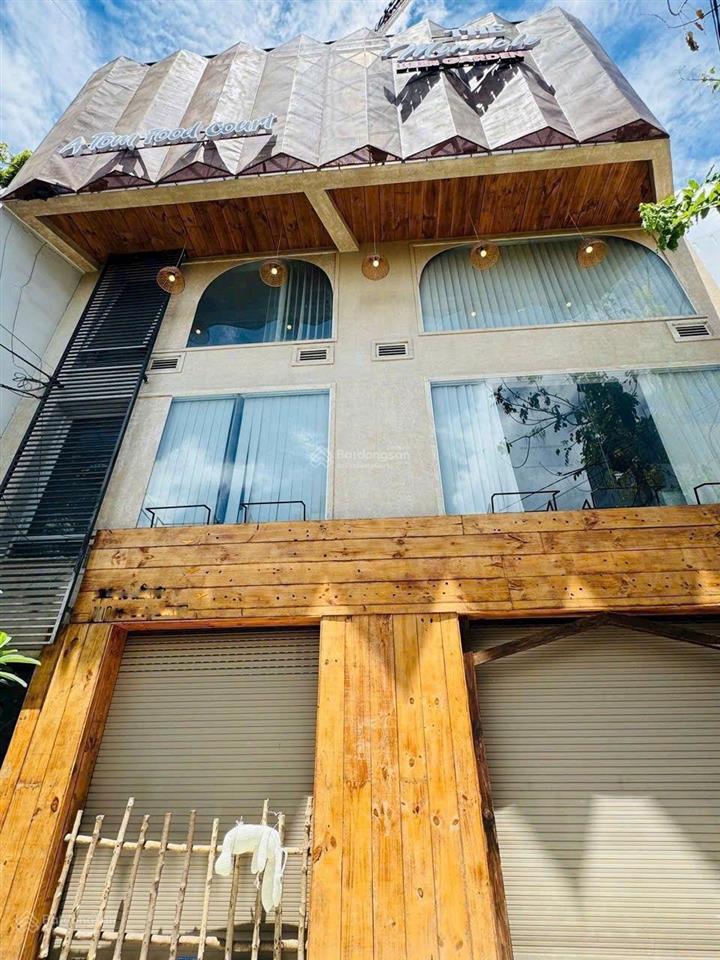 Bán nhà 4 tầng 123m2 ngang 9m chỉ 15,9 tỷ. mặt đường âu cơ, phường nha trang. phù hợp kinh doanh