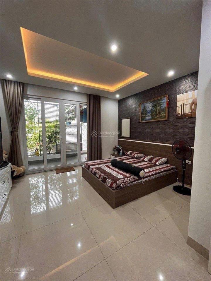 Bán nhà 3,5 tầng 90m2 ngang 4,5m chỉ 11 tỷ. đường b3 tạ xuân thu. vcn phước hải. nha trang