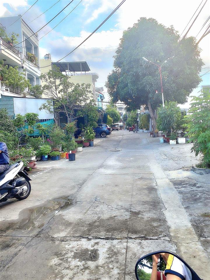 Bán 87,2m2 ngang 4,7m2 chỉ 4,8 tỷ. đường 7m hẻm lê hồng phong giáp sân bay cũ. phước long nha trang