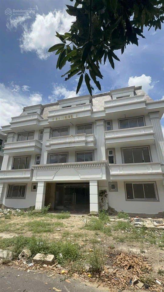Bán 528m2 ngang 24m chỉ 85,2tr/m2, đã xây 4 tầng thô gồm 19 căn hộ. kđt an viên, nha trang, sổ hồng