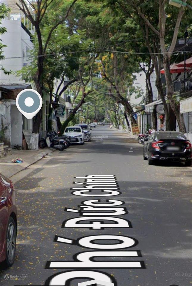 Bán đất tặng nhà gần biển kinh doanh tốt.189,8m2 ngang 7,7m góc 3 mặt đường phó đức chính. nha trag
