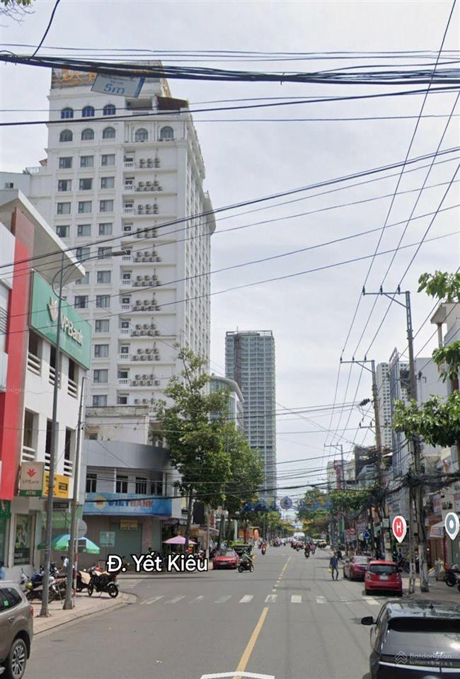 Bán nhà 6 tầng vị trí đắc địa mặt tiền đường yersin. 111m2 ngang 5m giá 27 tỷ. trung tâm nha trang