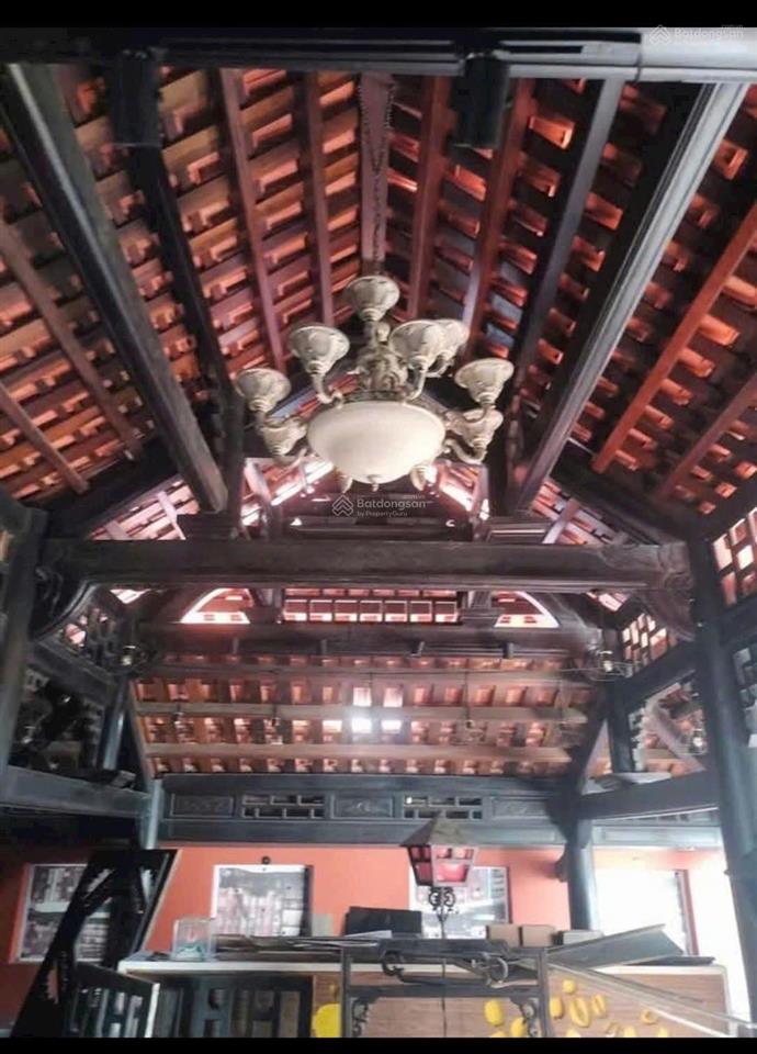 Bán nhà gỗ 3 tầng 237m2 ngang 8,8m chỉ 90tr/m2. mặt đường bửu đóa rộng 16m, nha trang