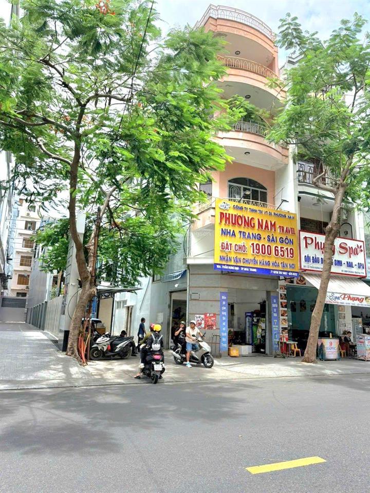 Bán nhà 4 tầng 58,7m2 giá 22 tỷ. góc 2 mặt đường trầng hưng đạo, trung tâm tp nha trang, gần biển