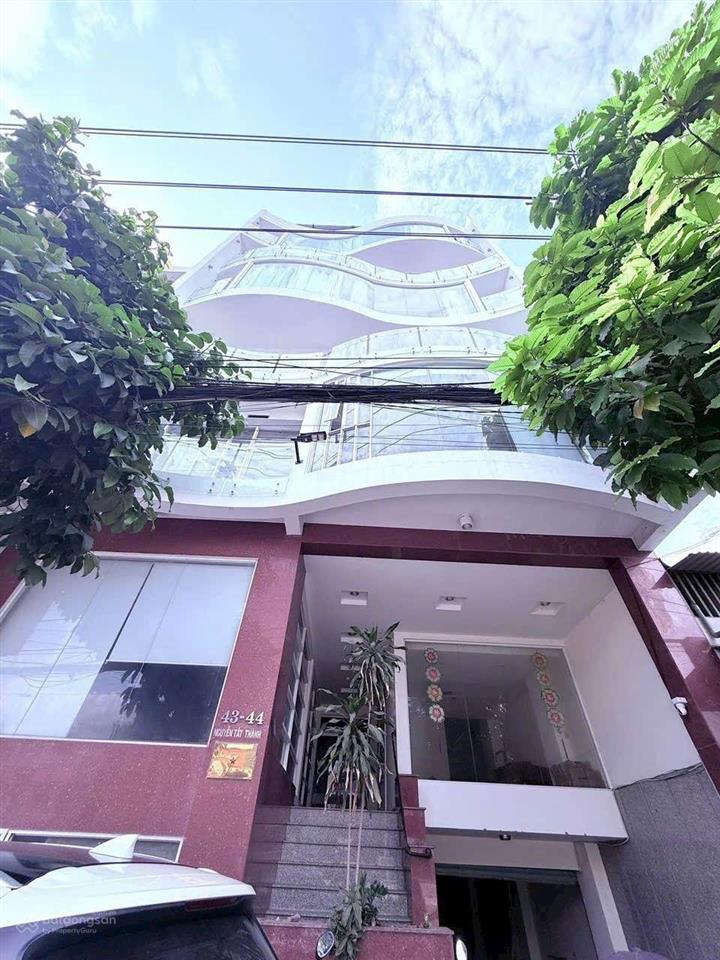 Bán tòa căn hộ 7 tầng 37 phòng chỉ 19 tỷ. đường nguyễn tất thành gần vòng xoay 584 lê hồng phong