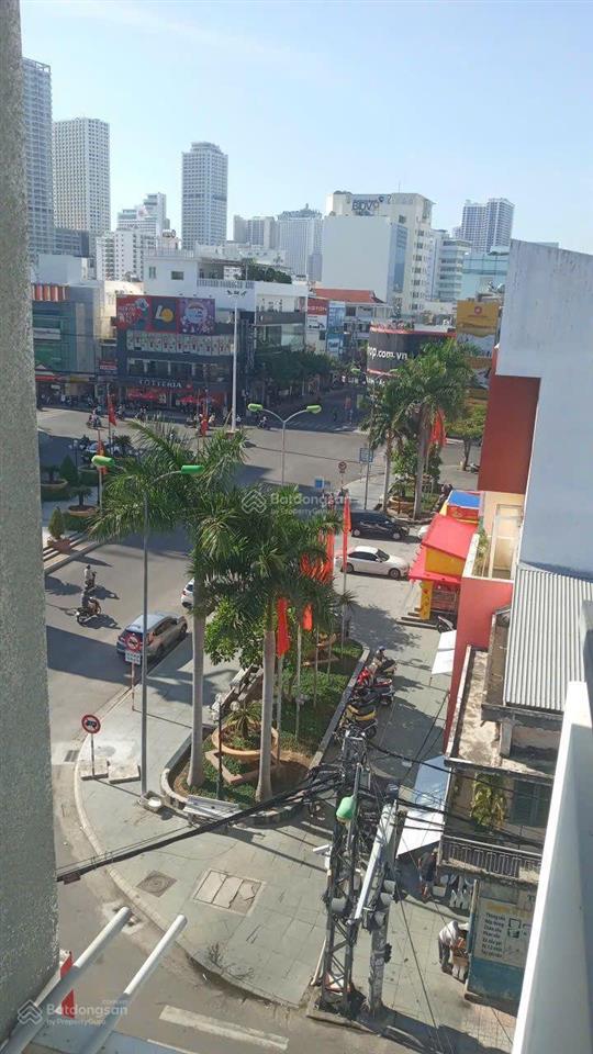 Bán nhà 4 tầng 100,11m2 ngang 4,6m chỉ 17,2 tỷ. mặt đường trần quý cáp trung tâm nha trang