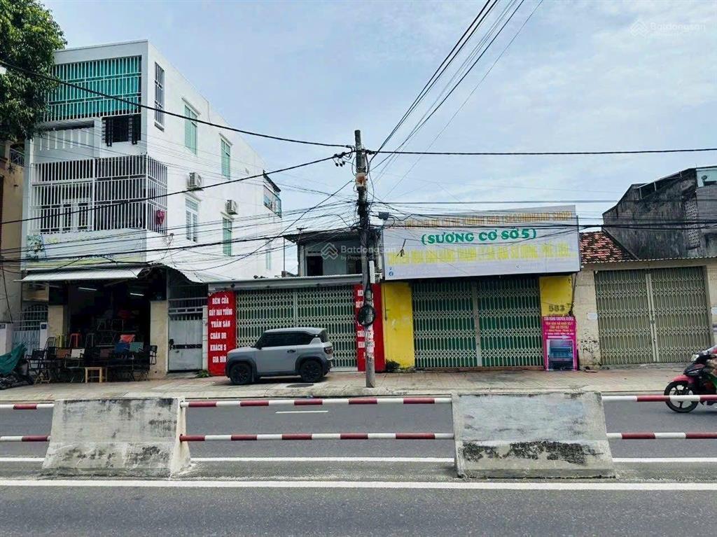 Bán lô đất đẹp 340m2 ngang 12m chỉ 94tr/m2. mặt đường lê hồng phong rộng 22,5m và mặt sau sân bay