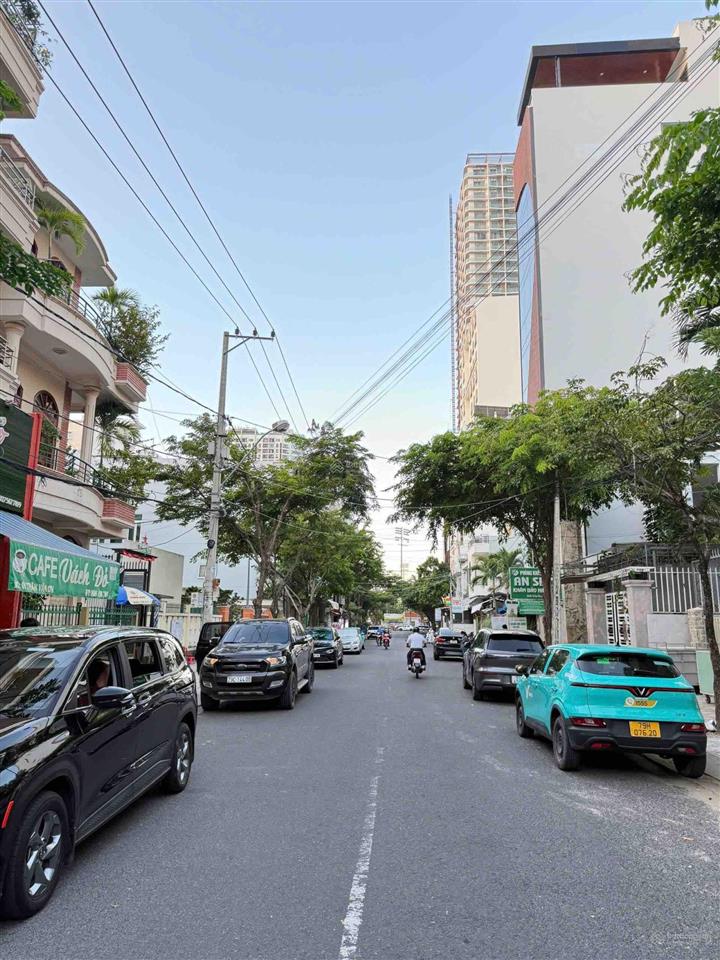 Đất gần biển 297,3m2 ngang 10m giá 59,46 tỷ. đường trần văn ơn. trung tâm tp nha trang