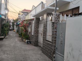 Bán dãy trọ phía bên sông hơn 100m2 khu hiếm có nhà bán, giá rẻ so với khu vực