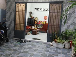 Siêu phẩm nhà phía bên gigamall, dt 72m2 hẻm 3m cách mặt tiền 50m, nhà còn rất đẹp