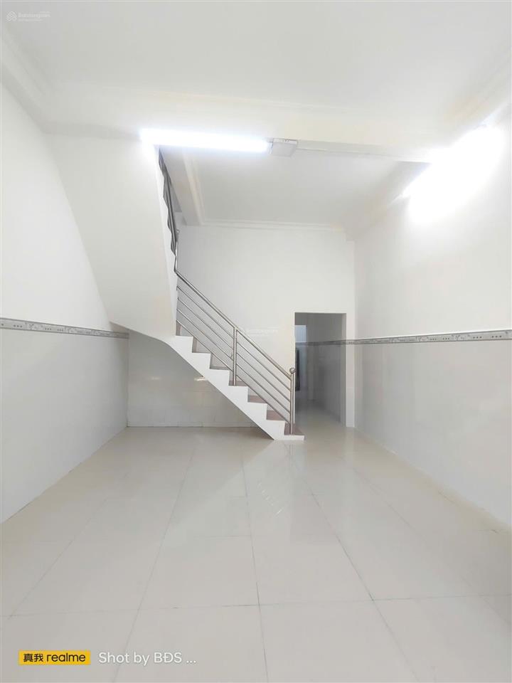 Bán nhà kế vạn phúc gần hẻm xe hơi 2pn 2wc